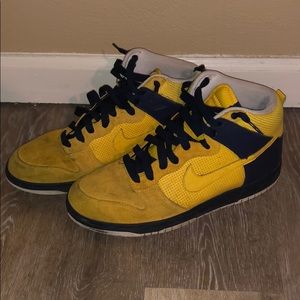 Nike High Top Basketball Shoes